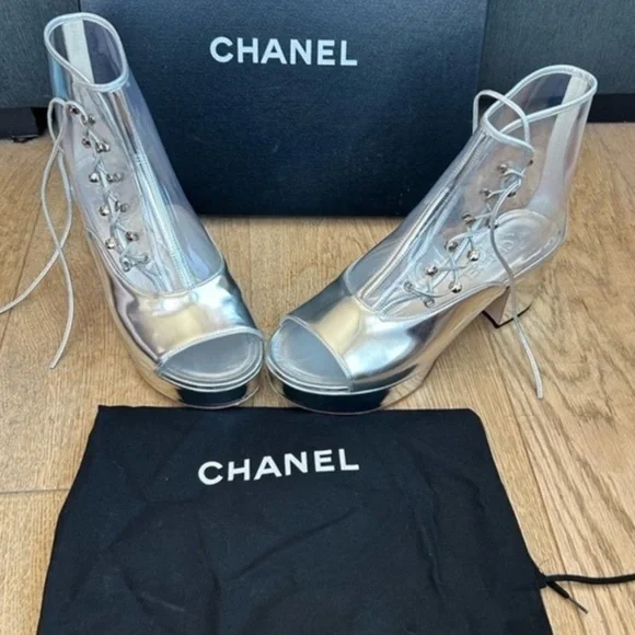 💕CHANEL Silver Leather Chain Transparent Open Toe Ankle Boots - Picture 2 of 9